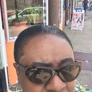 Meet your Posher, Margo